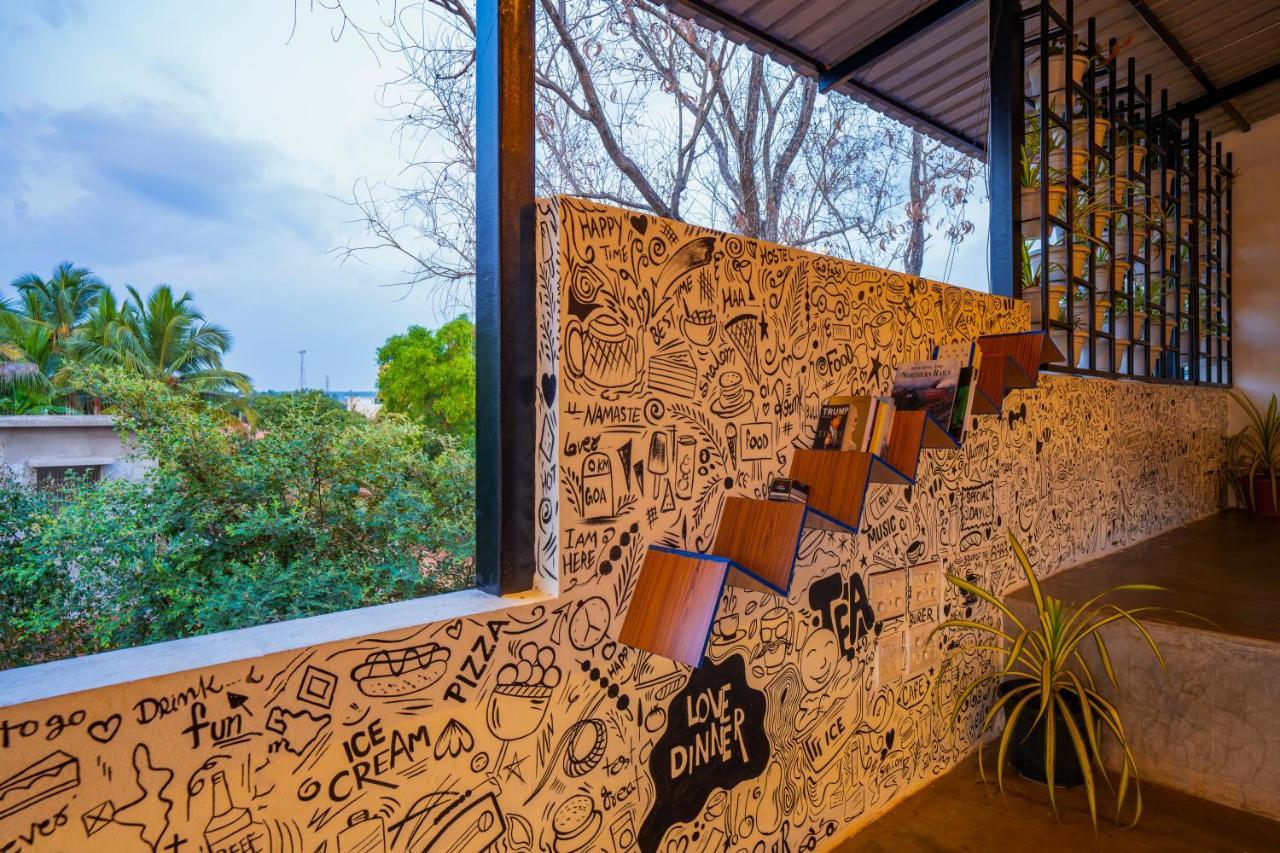 Shalom Backpackers Anjuna Goa Zewnętrze zdjęcie