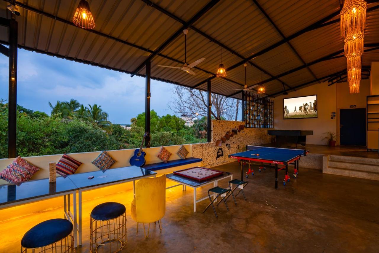 Shalom Backpackers Anjuna Goa Zewnętrze zdjęcie